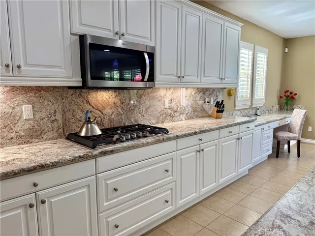 32574 Glick Court, Temecula, California 92592