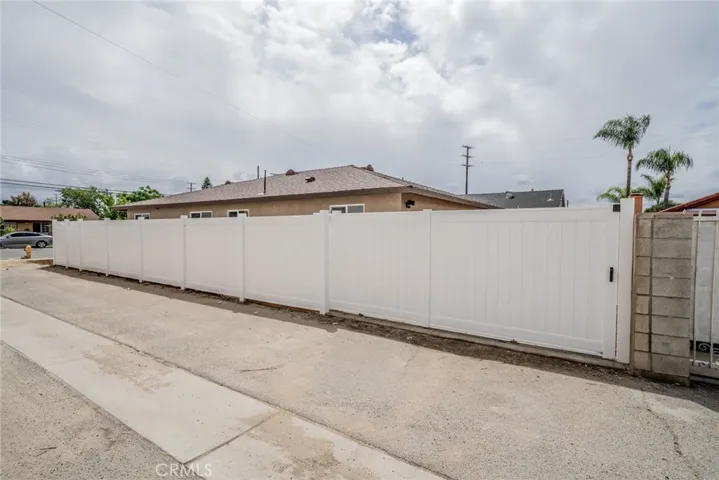 263 S 7th Street, Colton, California 92324