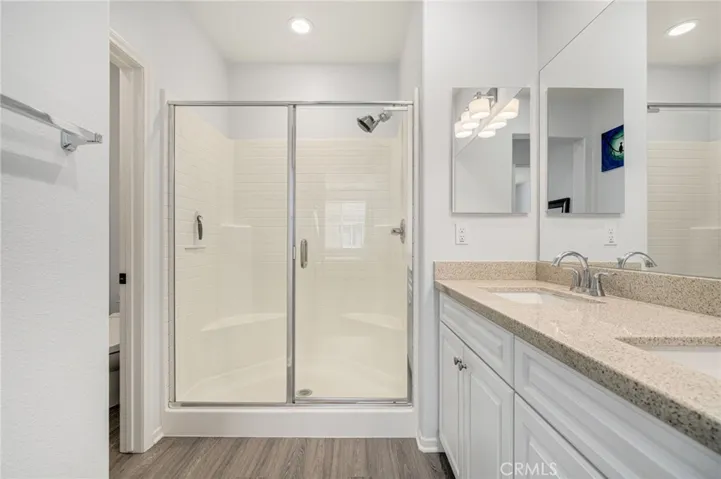 2nd Full Bathroom