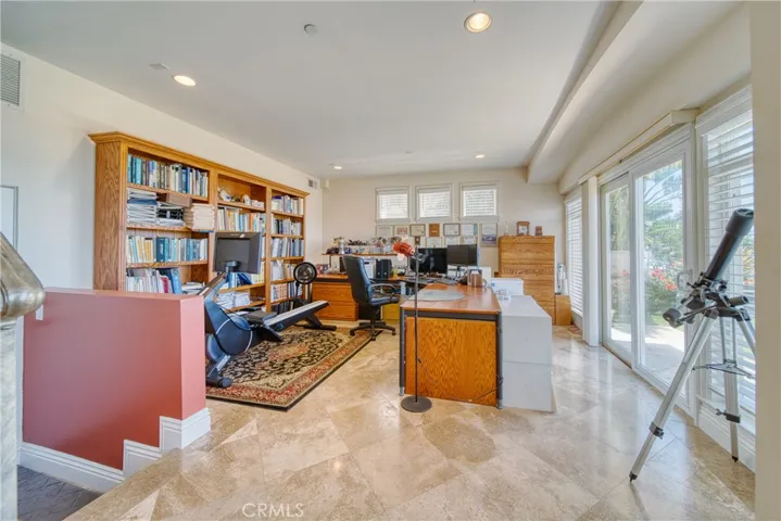 Entry Level office/den