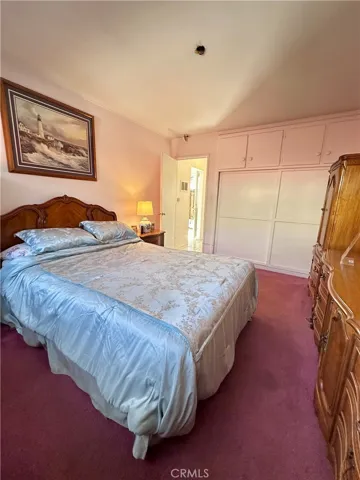 Front unit bedroom