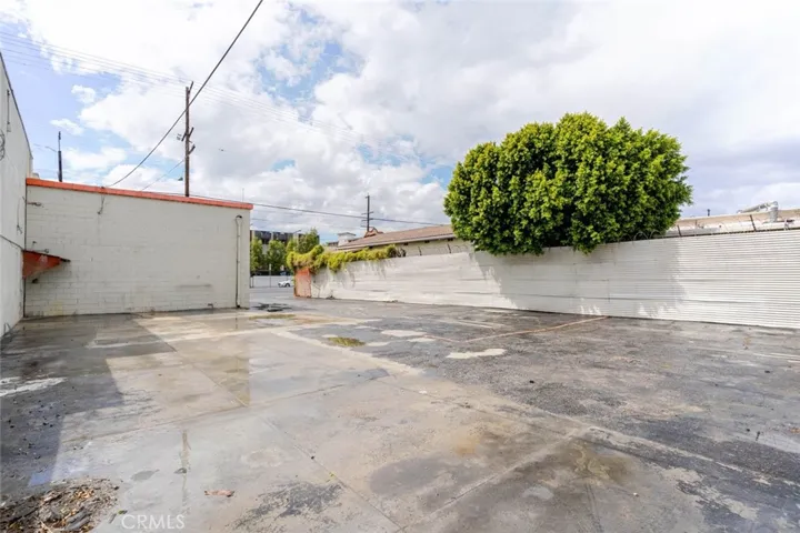 7820 Lankershim Boulevard, North Hollywood, California 91605