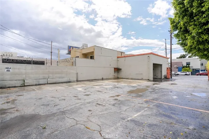 7820 Lankershim Boulevard, North Hollywood, California 91605