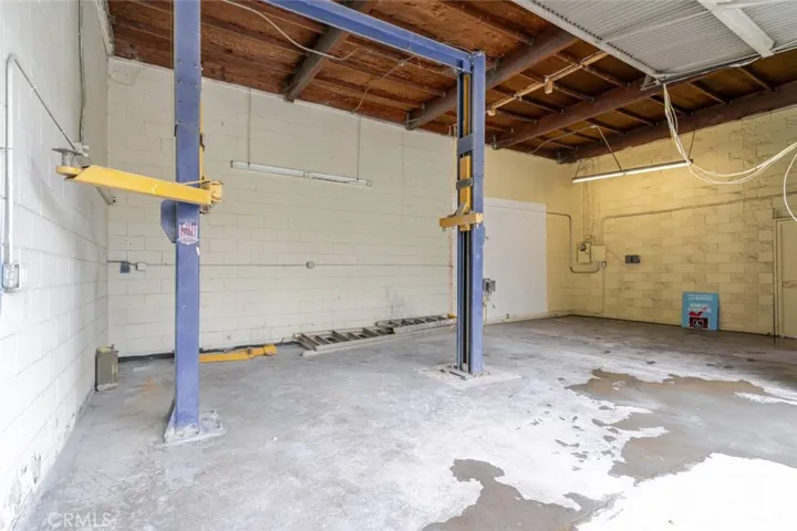 7820 Lankershim Boulevard, North Hollywood, California 91605