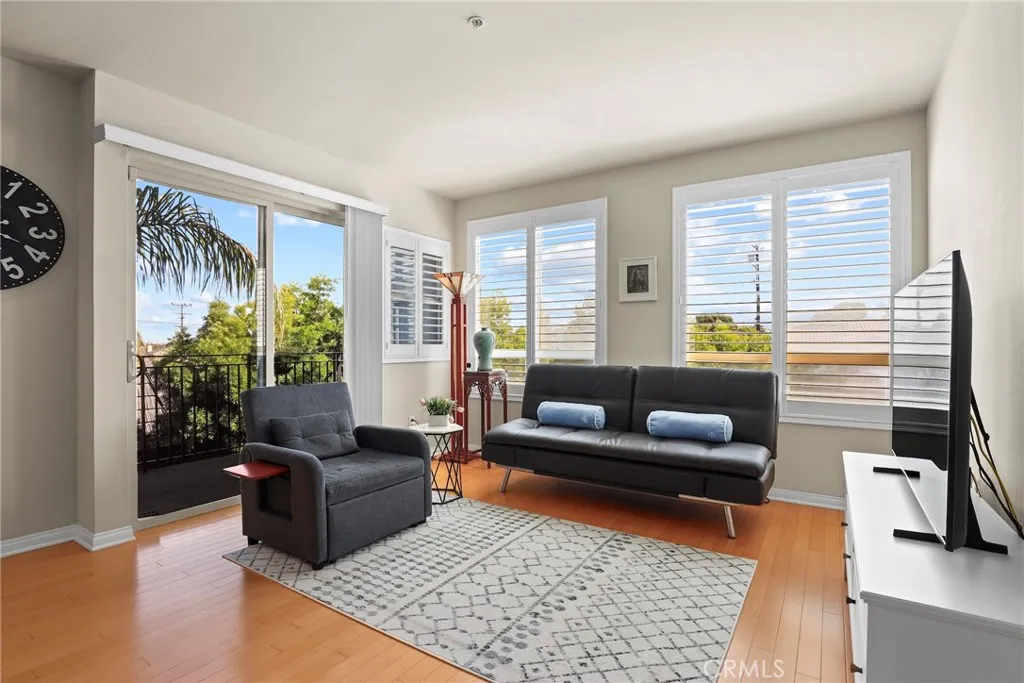 2742 Cabrillo Avenue 212, Torrance, California 90501 — photo 5