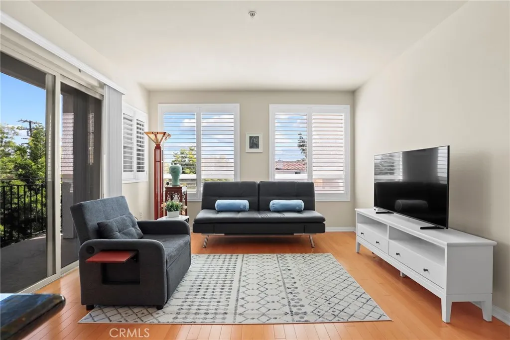 2742 Cabrillo Avenue 212, Torrance, California 90501 — photo 4