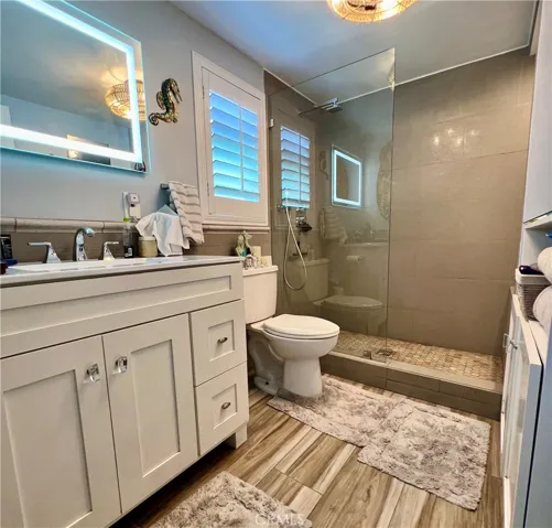 2nd bathroom