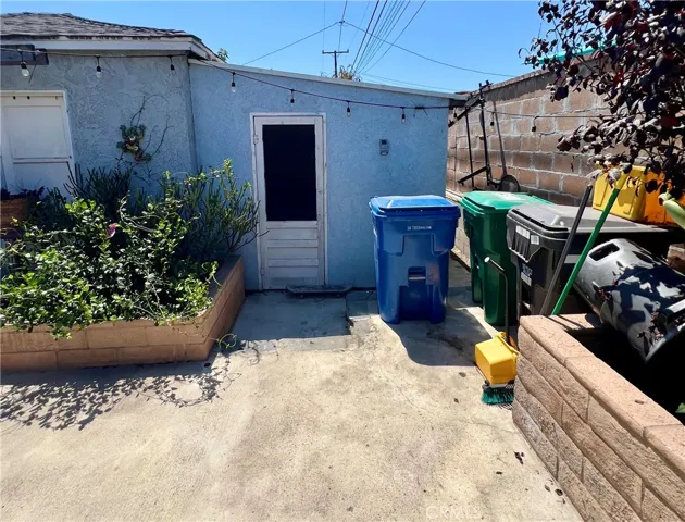Storage shed