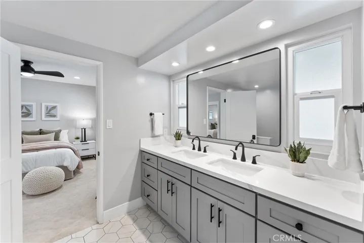 510 W Laguna Road, Fullerton, California 92835