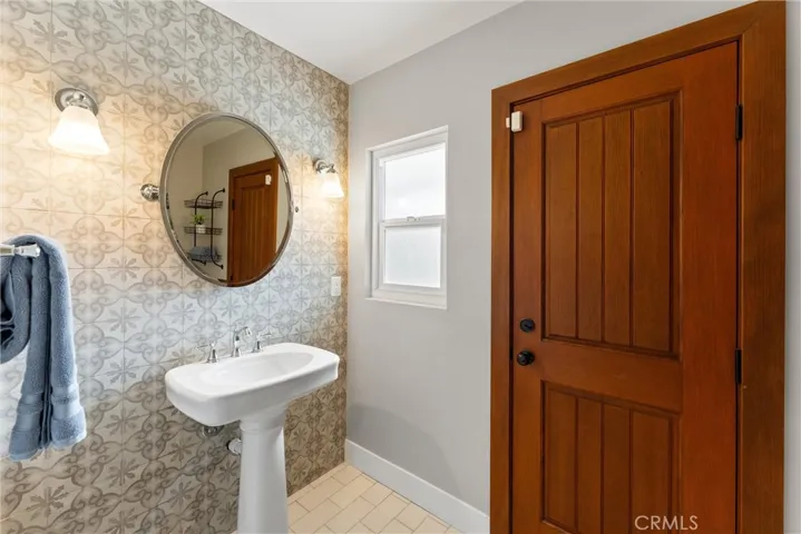 510 W Laguna Road, Fullerton, California 92835