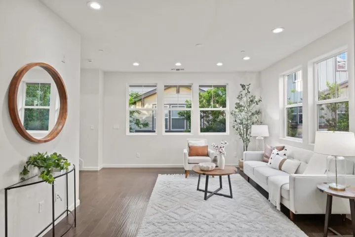 2104 Vincenzo, San Jose, California 95133