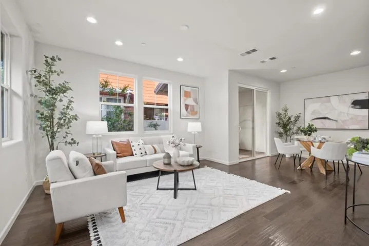 2104 Vincenzo, San Jose, California 95133