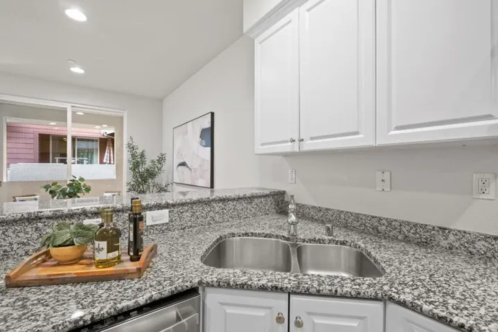 2104 Vincenzo, San Jose, California 95133