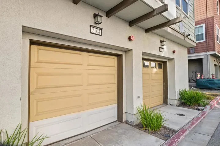 2104 Vincenzo, San Jose, California 95133