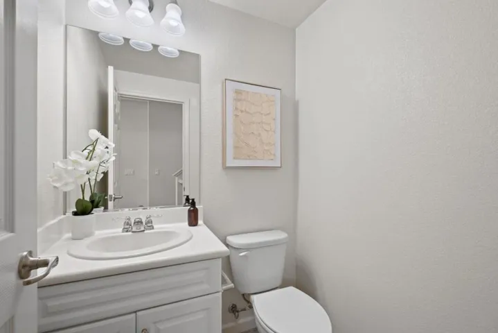 2104 Vincenzo, San Jose, California 95133