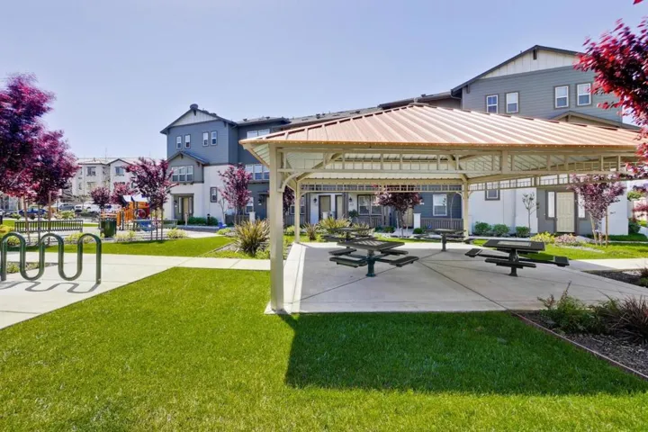 2104 Vincenzo, San Jose, California 95133