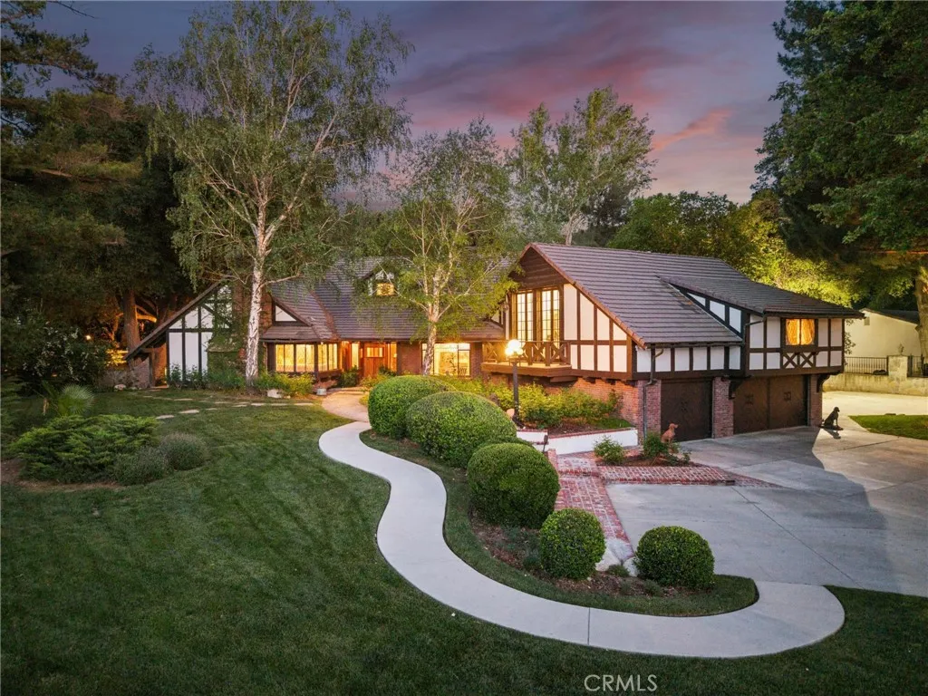 15656 Iron Canyon