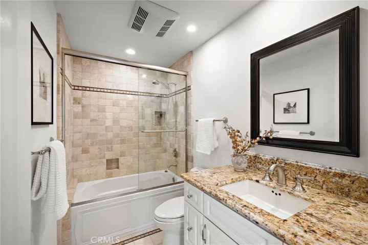 725 Balboa Avenue, Laguna Beach, California 92651