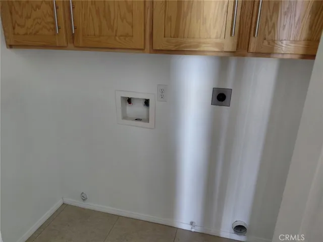 washer and dryer hook ups