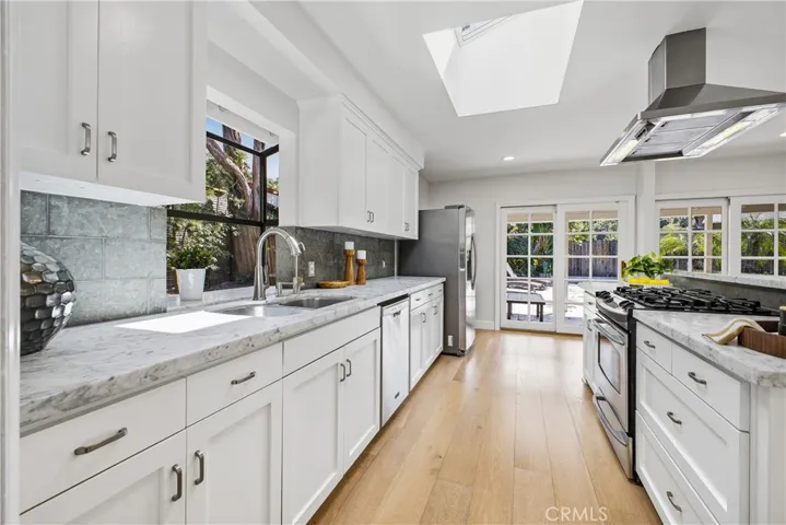 11500 Dona Cecilia, Studio City, California 91604
