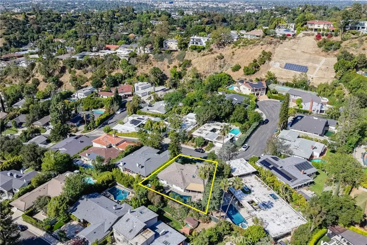 11500 Dona Cecilia, Studio City, California 91604