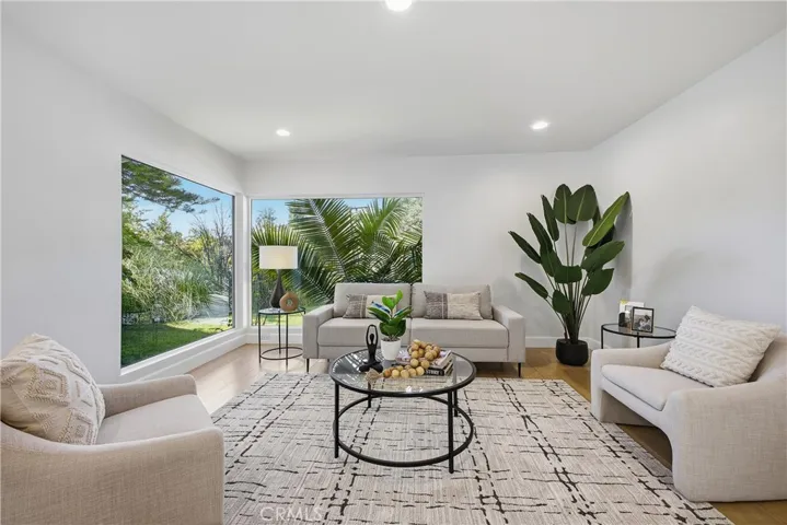 11500 Dona Cecilia, Studio City, California 91604