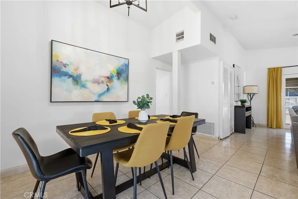 main house dining area