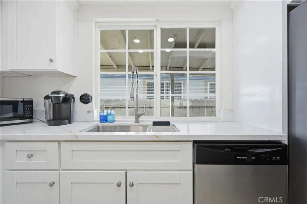 main house kitchen