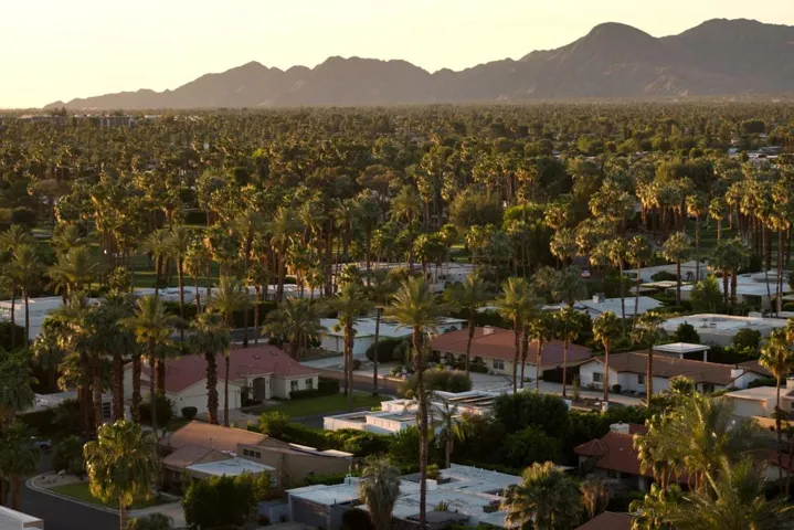 058_70445_mottle_circle_55_370