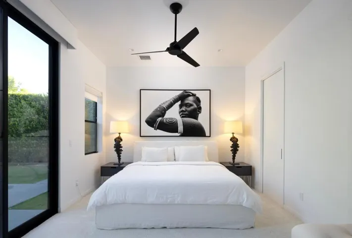 039_70445_mottle_circle_24_11