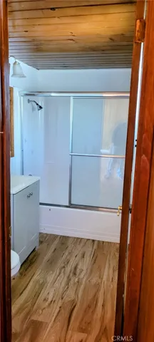 Entry level bathroom