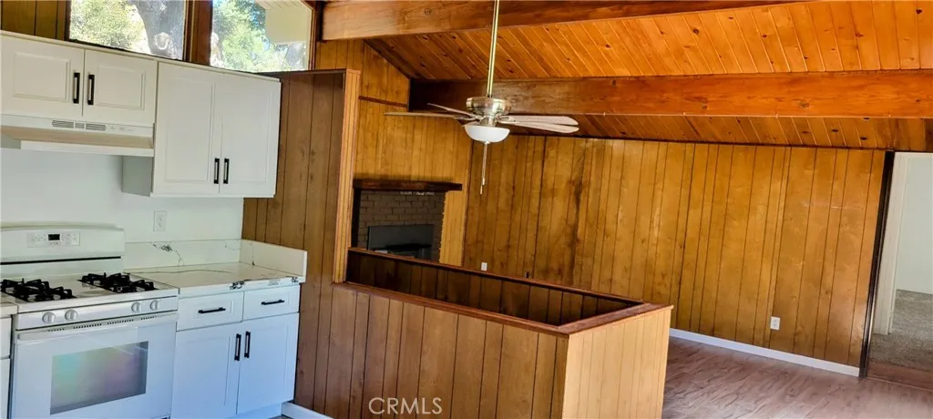 kitchen to living room