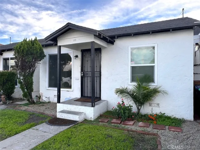 592 N La Cadena, Colton, California 92324