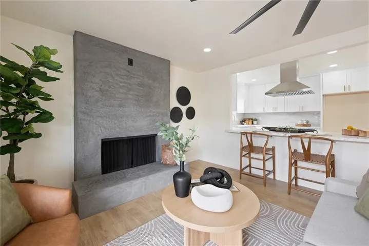 1612 E Palmyra, Orange, California 92866
