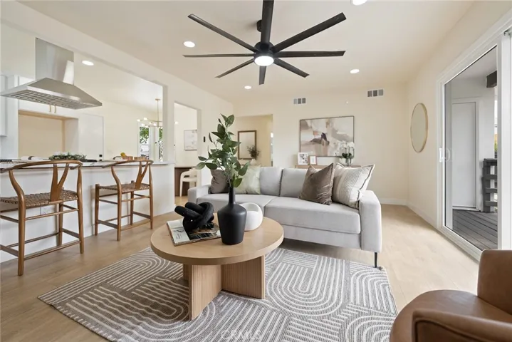 1612 E Palmyra, Orange, California 92866