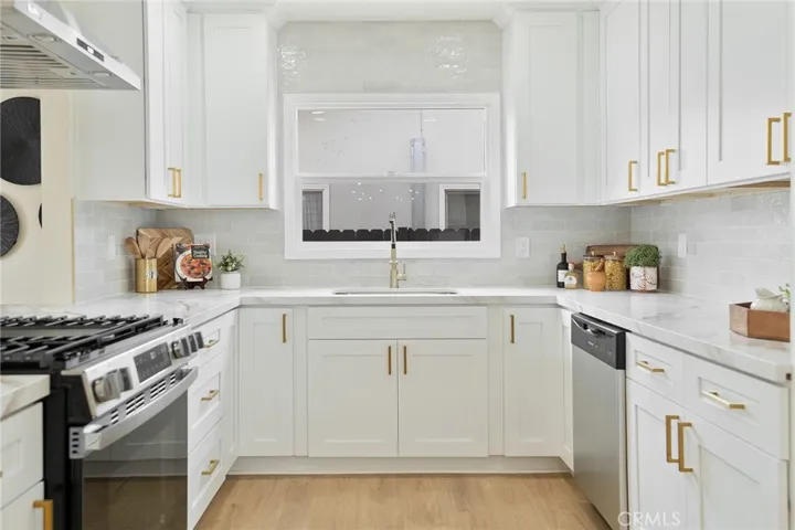 1612 E Palmyra, Orange, California 92866