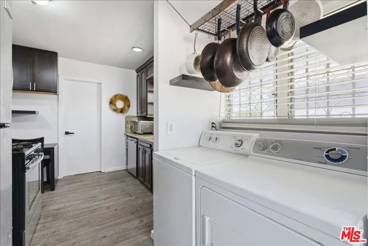 1232 W 74th Street, Los Angeles, California 90044