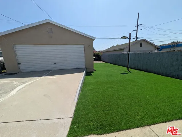 1232 W 74th Street, Los Angeles, California 90044