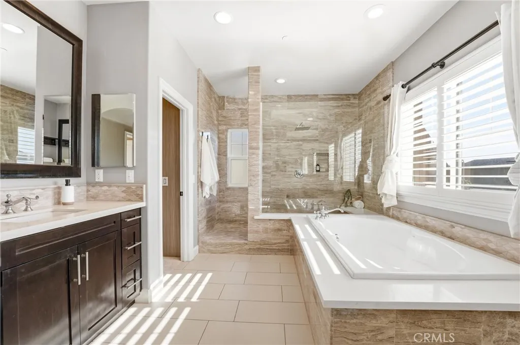 Primary Spa Like Bath