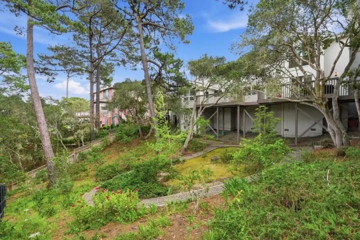 8 Cramden Drive, Monterey, California 93940