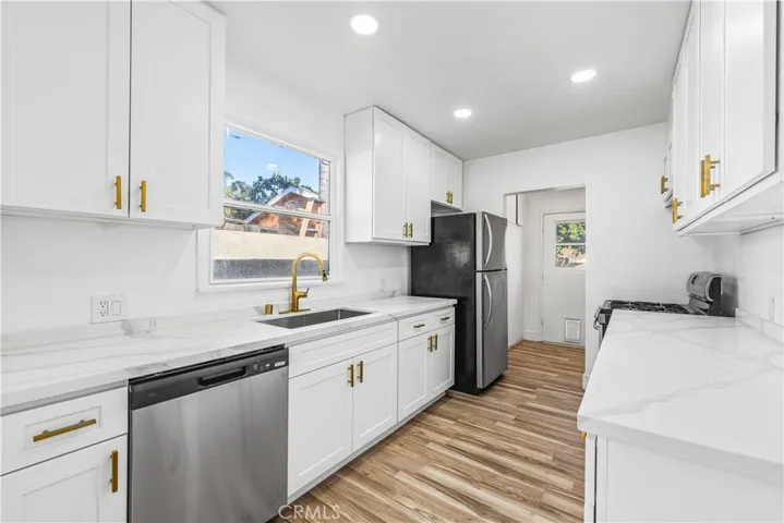 14840 Polk Street, Sylmar, California 91342