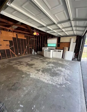 14840 Polk Street, Sylmar, California 91342