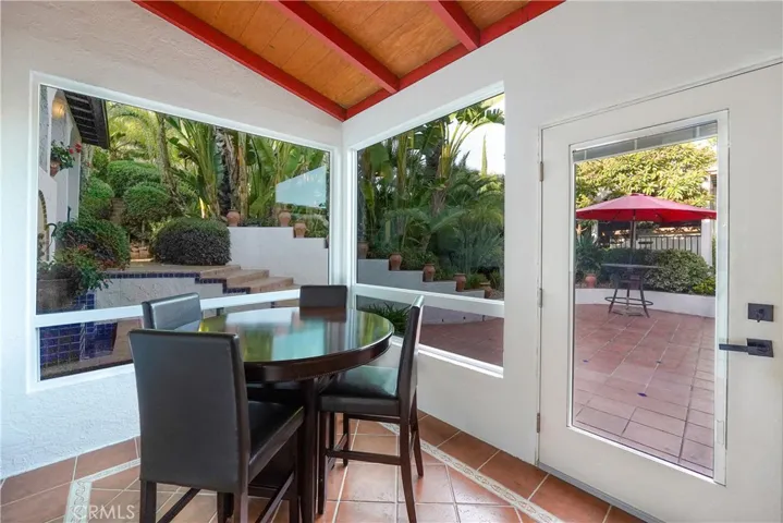 Indoor outdoor dining space