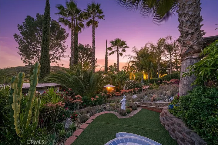 Garden Pathway.