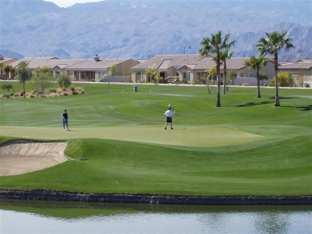 Golf (small)