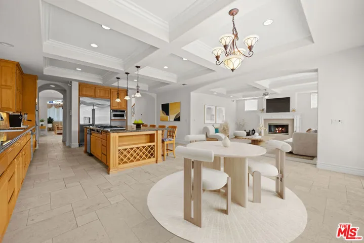 1756 Ruhland Avenue, Manhattan Beach, California 90266