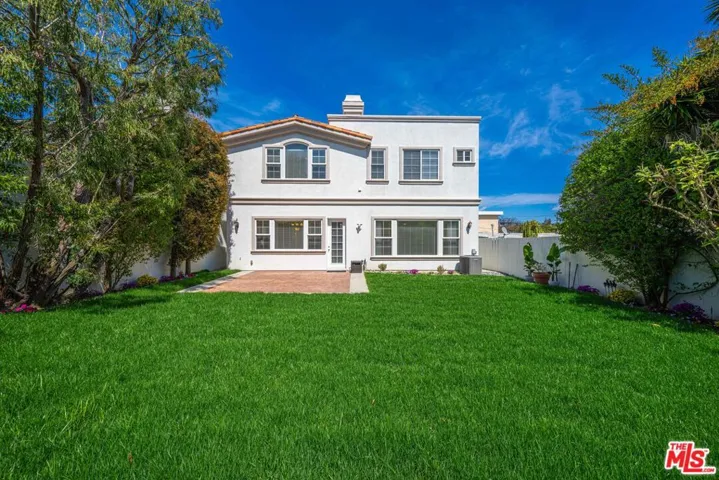 1756 Ruhland Avenue, Manhattan Beach, California 90266