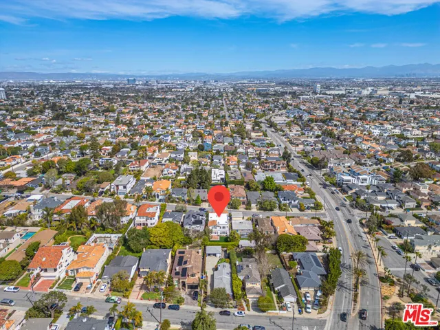 1756 Ruhland Avenue, Manhattan Beach, California 90266