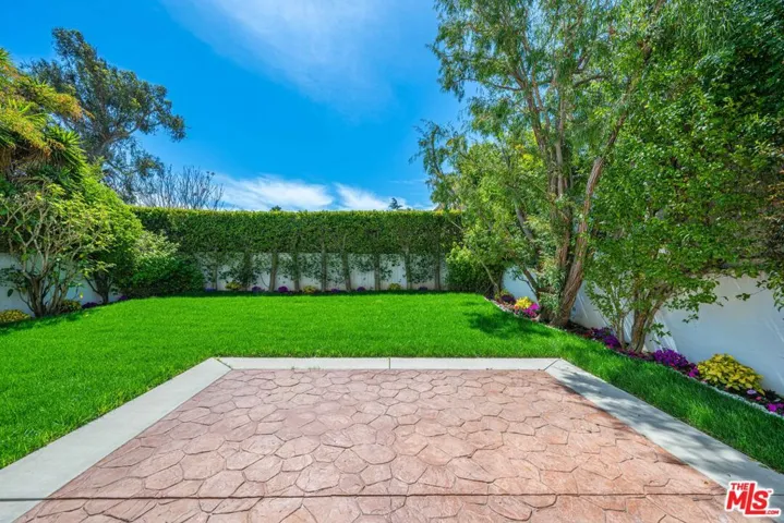 1756 Ruhland Avenue, Manhattan Beach, California 90266