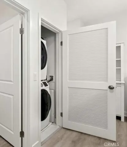 11326 Victory Blvd, North Hollywood, California 91606
